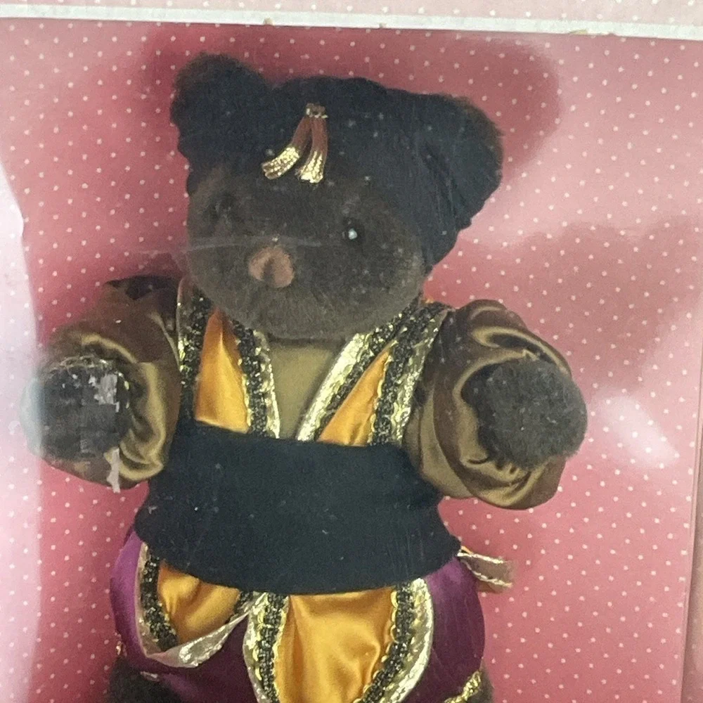 Madame Alexander Aladdin And Aladdin's Princess Teddy Bears